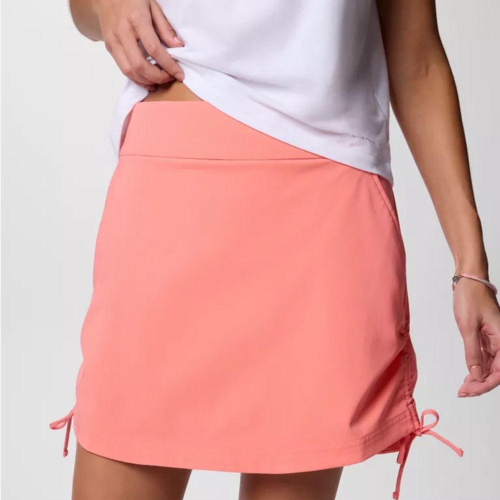 NWT Columbia All Seasons Ruched Skort. Small.